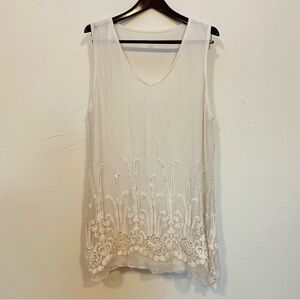 SOFT SURROUNDINGS WHITE SILVER SILK SOPHIA EMBROIDERED TUNIC SLEEVELESS TOP